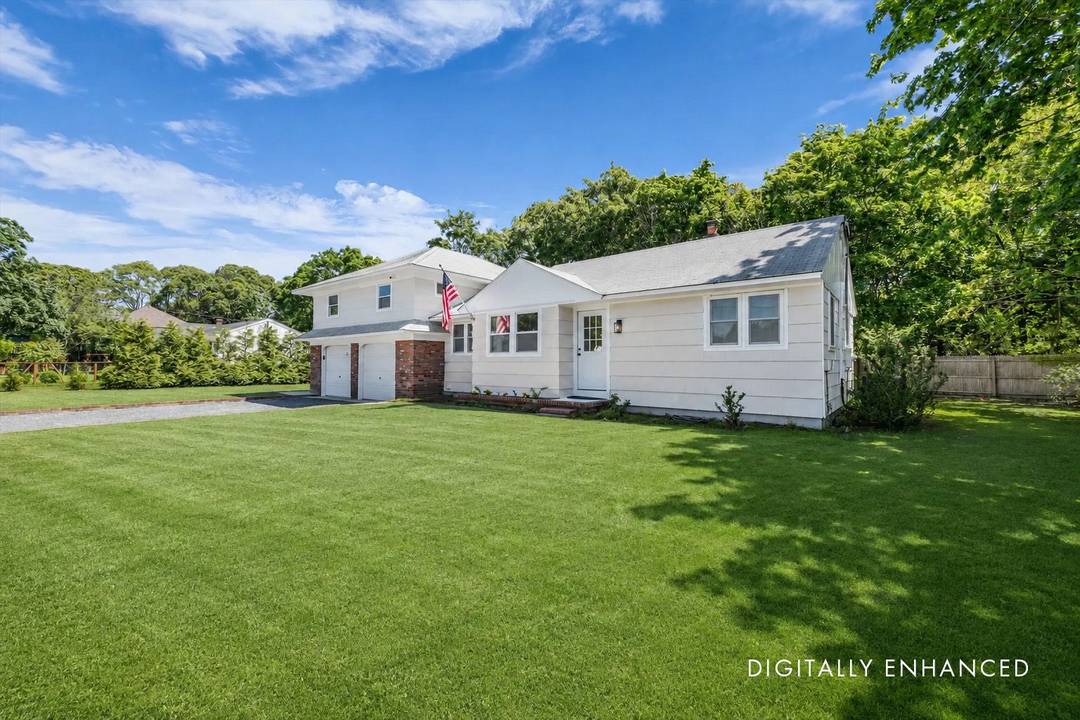 Turn-Key Luxury & Exceptional Value in Hampton Bays!