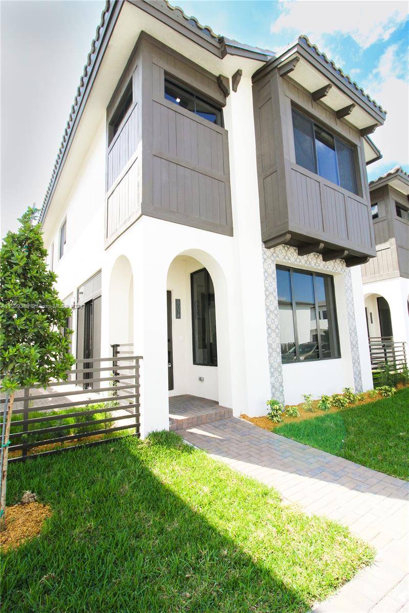 Experience luxury living in this stunning new construction property featuring 4 bedrooms and 4 bathrooms.