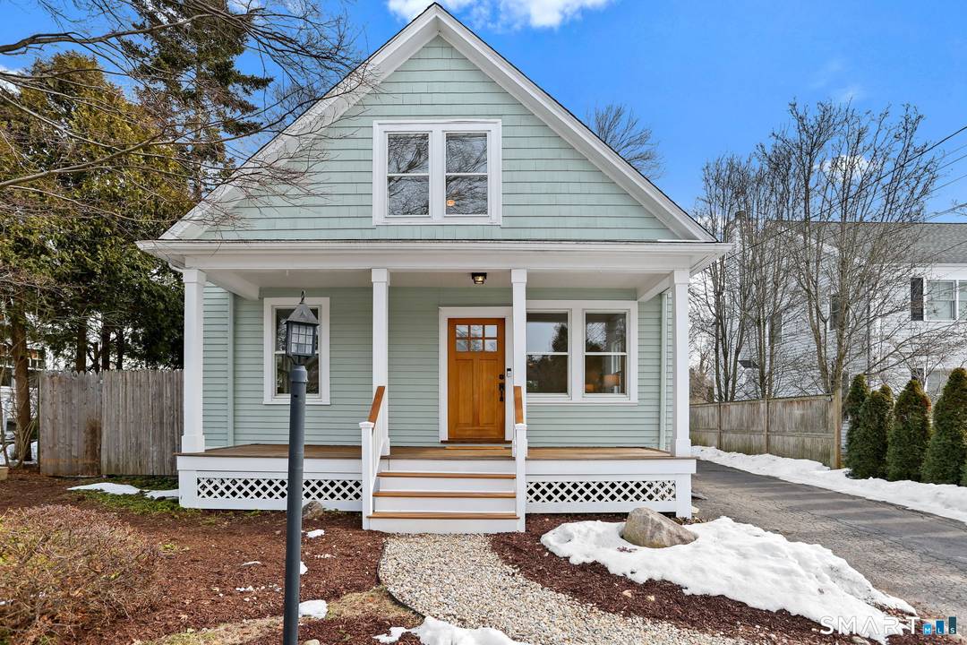 Bright, beautifully maintained home in Westport's desirable Greens Farms neighborhood.