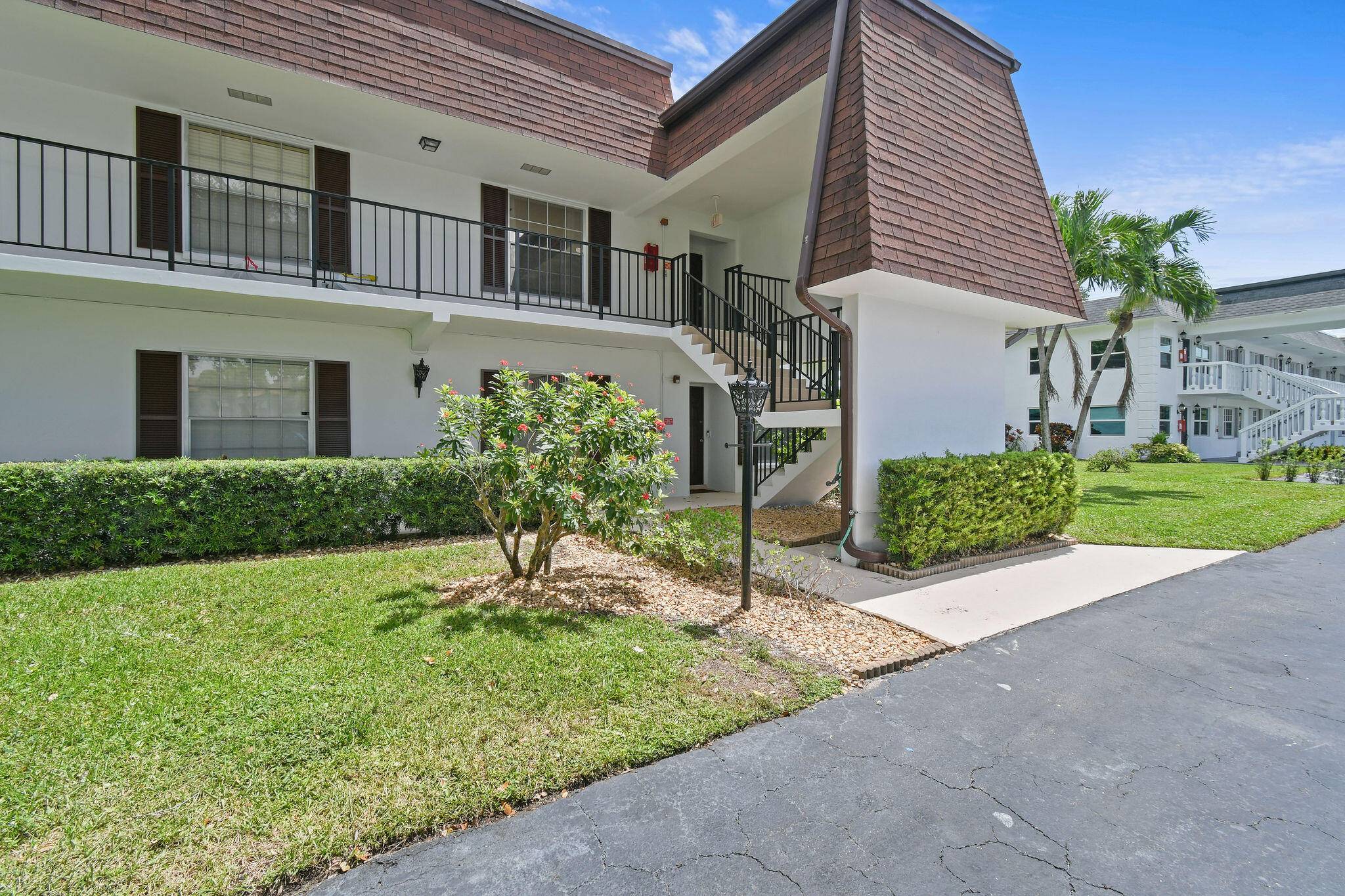 Step into comfort and style with this beautifully updated residence !