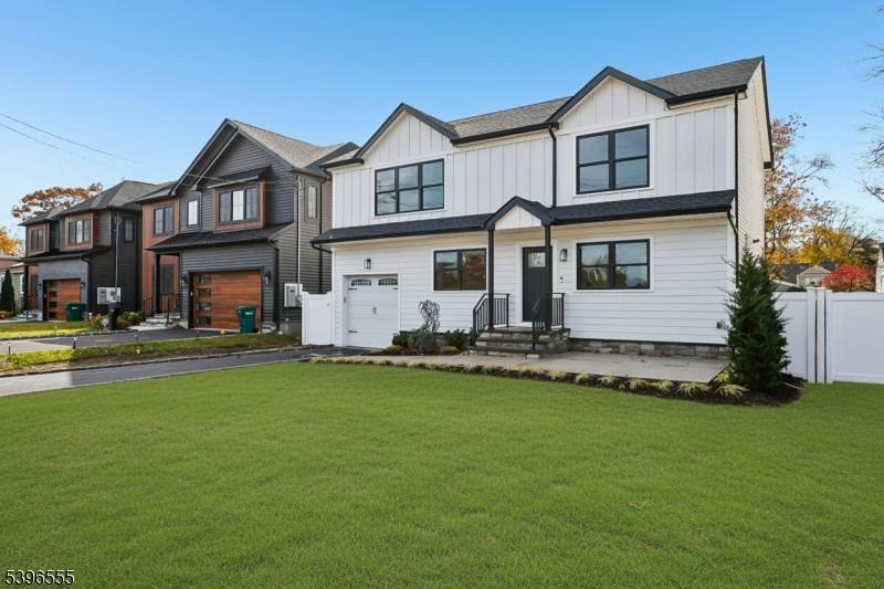 A Diamond Has Hit the Market !