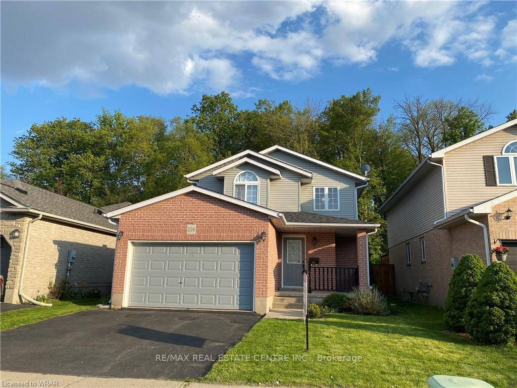 For Lease ! ! ! Introducing 226 Bush Clover Crescent in Kitchener !