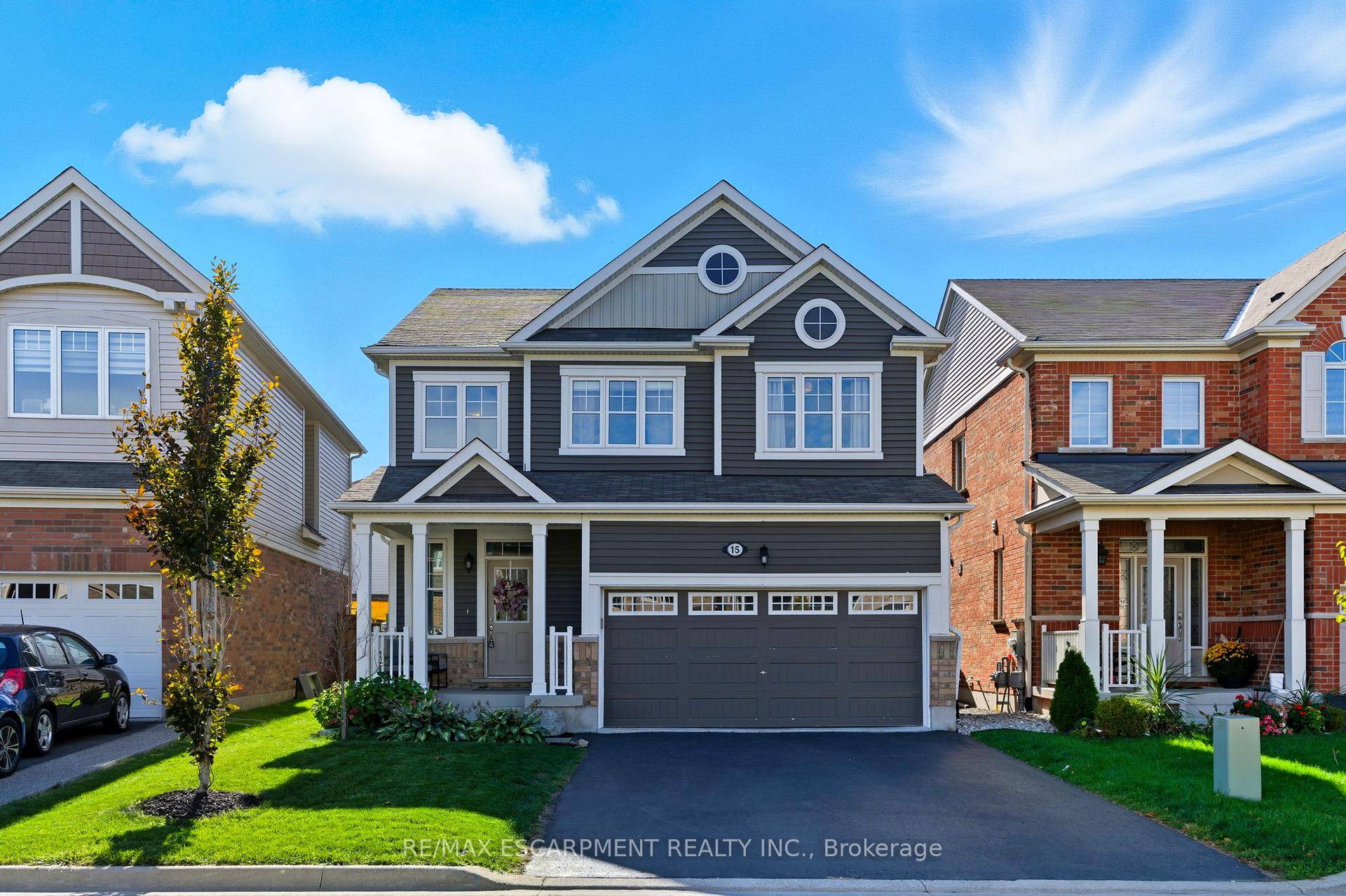 Welcome to this stunning 3 bedroom, 3 bathroom home featuring high end finishes and a modern open concept design throughout.