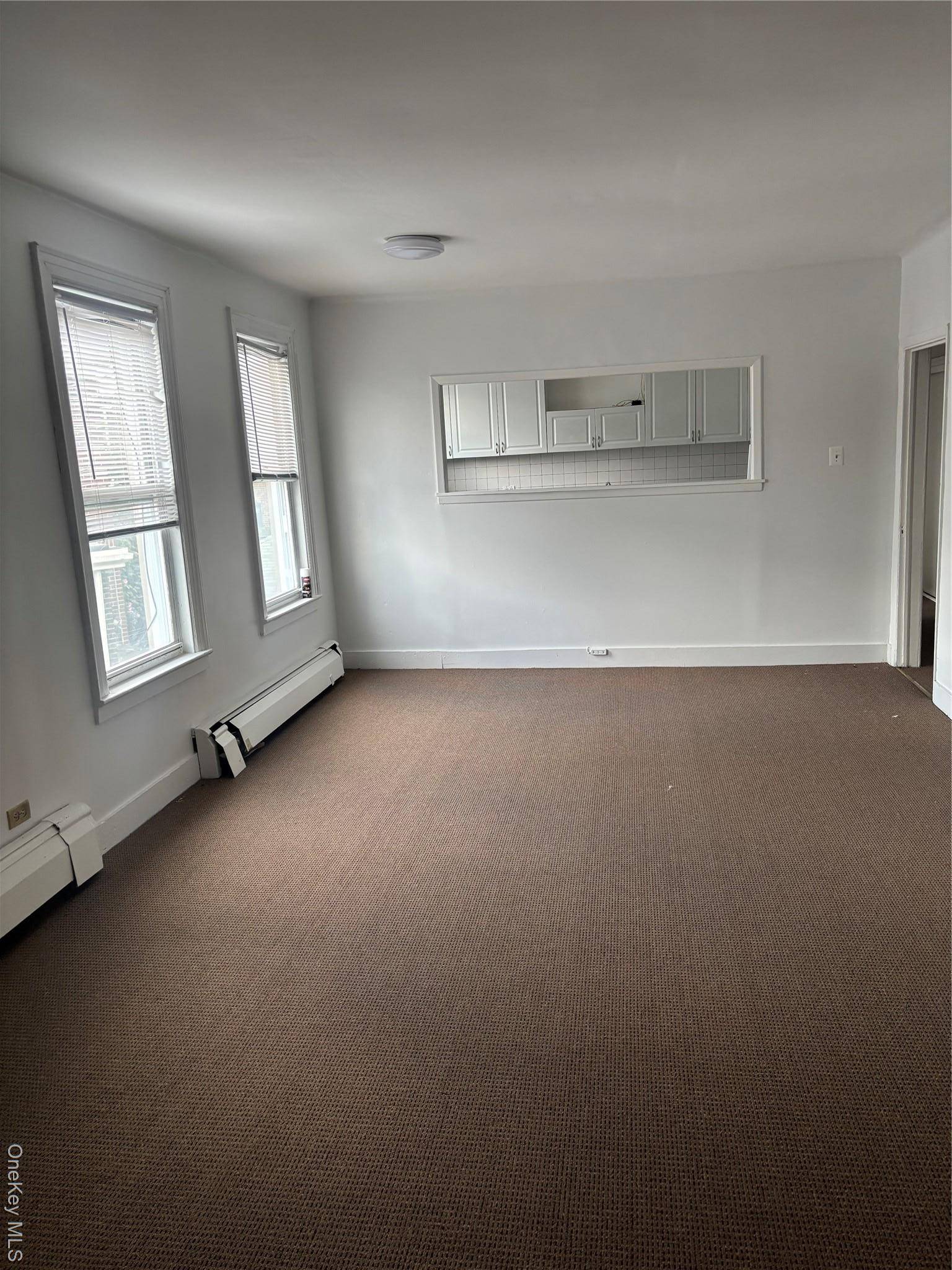 Spacious 3BR in the Heart of Jackson Heights Massive Living Room, Prime Location !