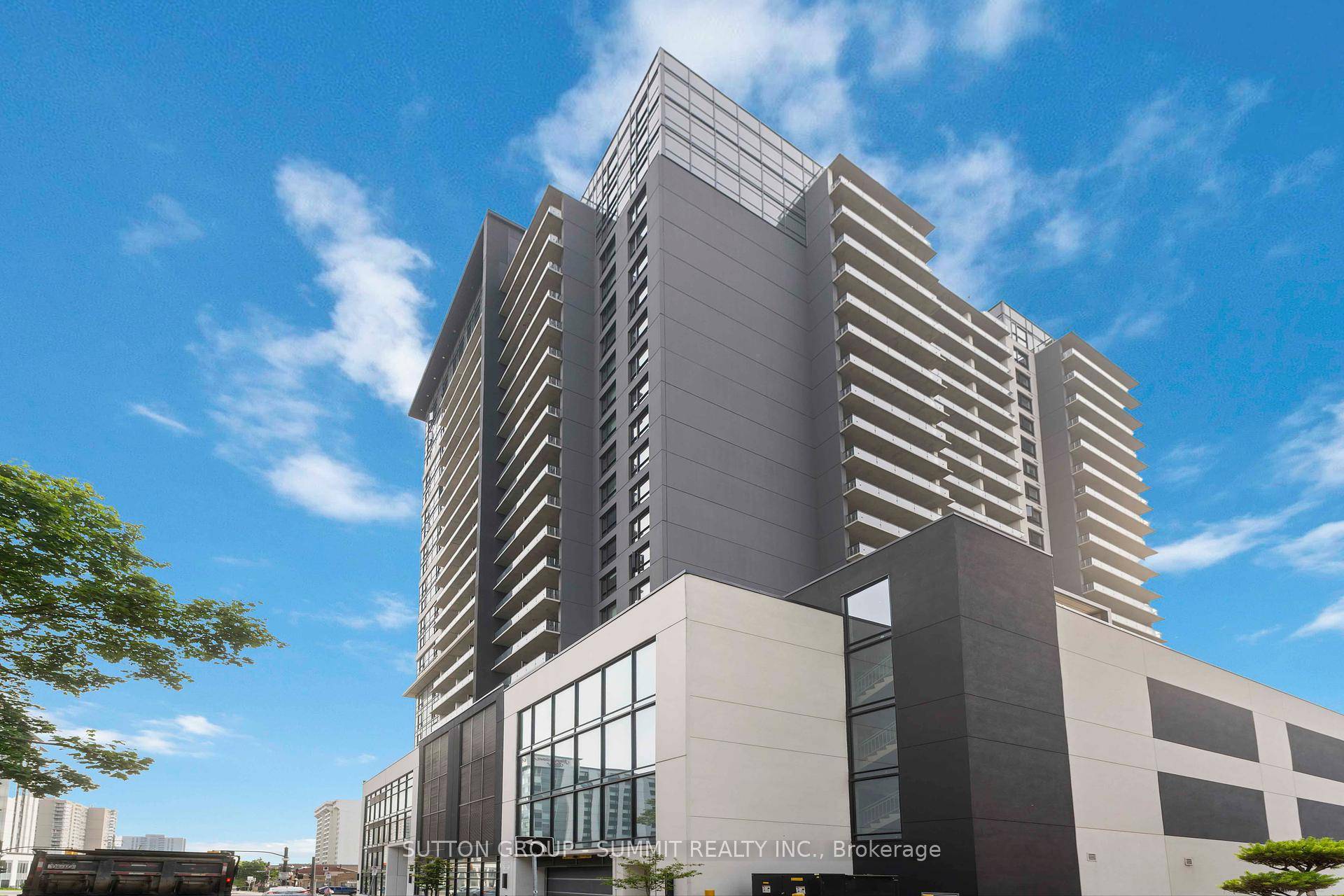 Experience elevated living with breathtaking water views from the 17th floor of Platinum, a premier building in downtown Hamilton.
