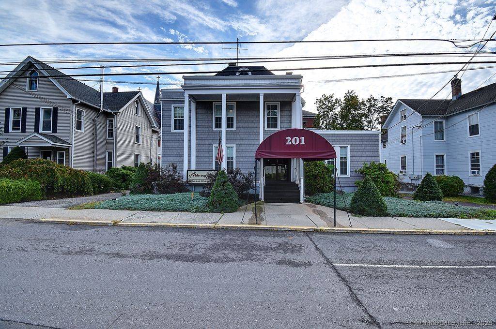 Former Alderson Ford Funeral Home located on Rt.