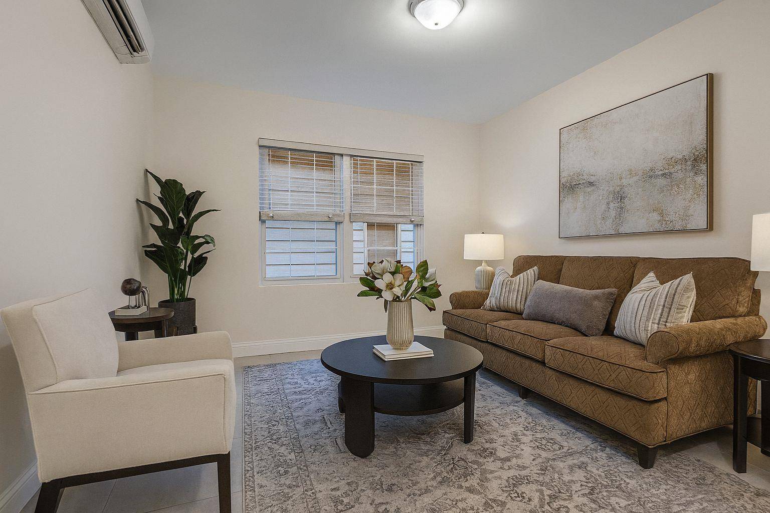 NO SATURDAY SHOWINGS ! OPEN HOUSES BY APPOINTMENT ONLY !