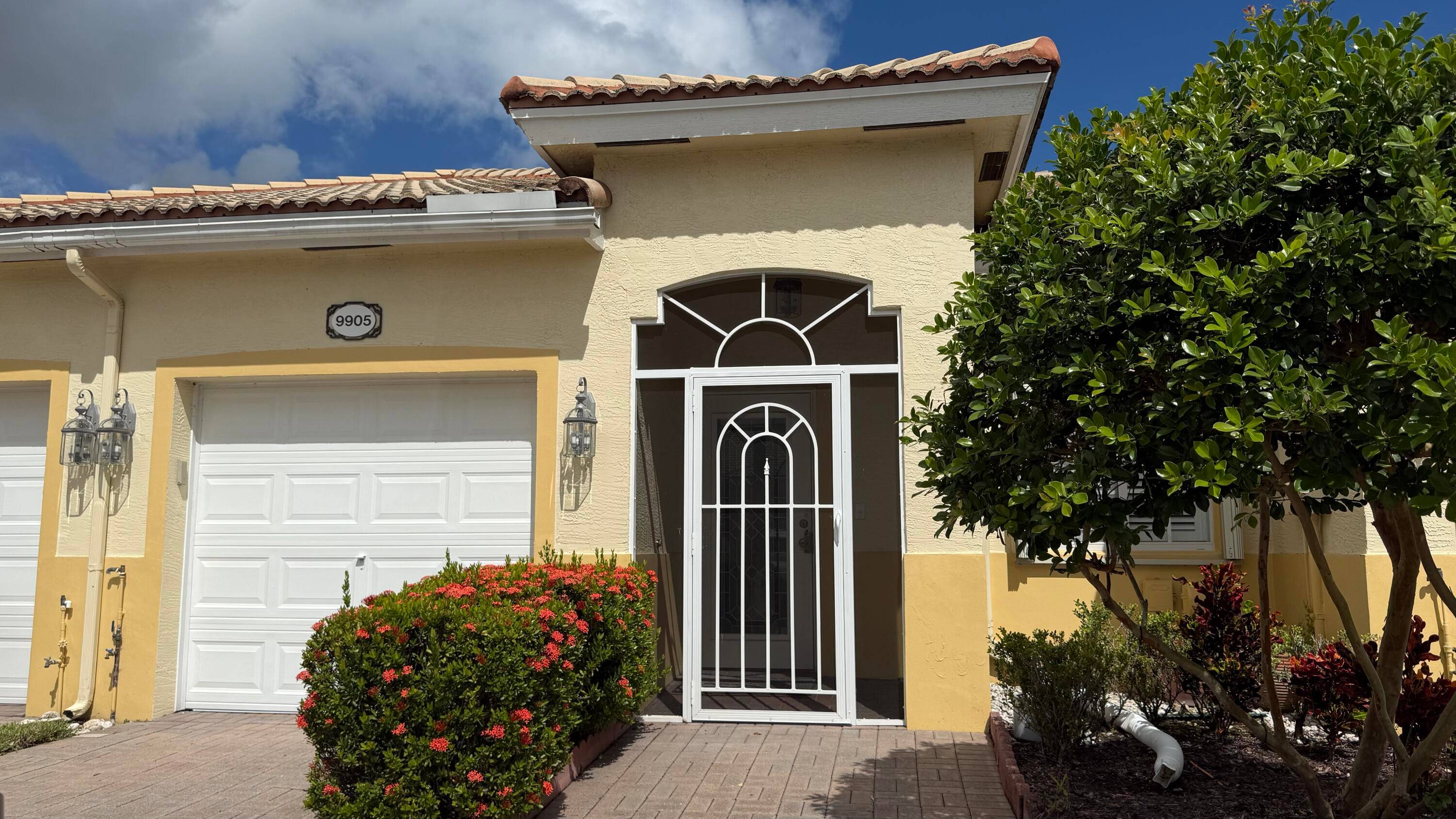 Beautiful 2 bedroom, 2 bathroom villa with 1 car garage and peaceful garden views.