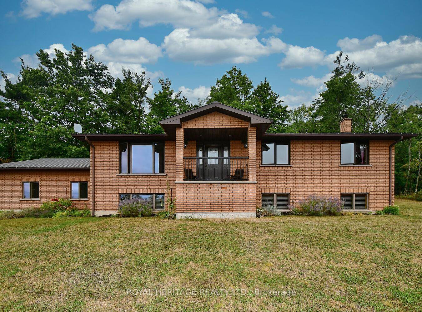 Welcome to private Country living high on the hill on your very own 3.