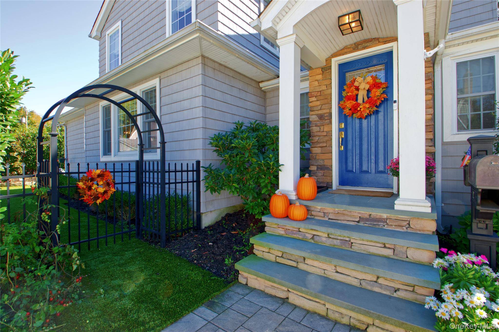 Welcome to this diamond condition, fully renovated semi attached duplex featuring a three story extension and a fantastic layout with high end finishes throughout, perfectly situated mid block on a ...