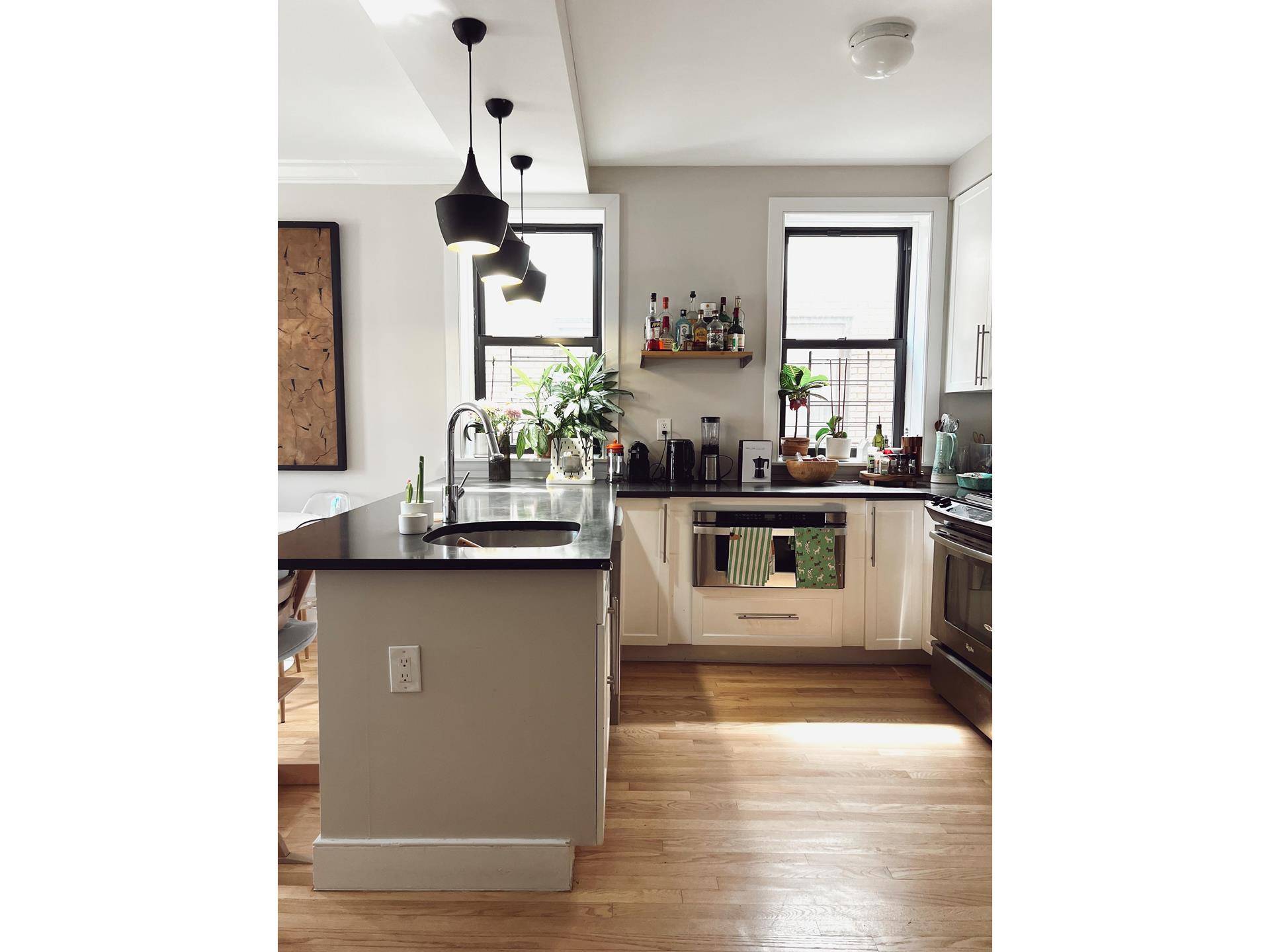 Welcome to this expansive 2 bedroom apartment with western and southern views and light.