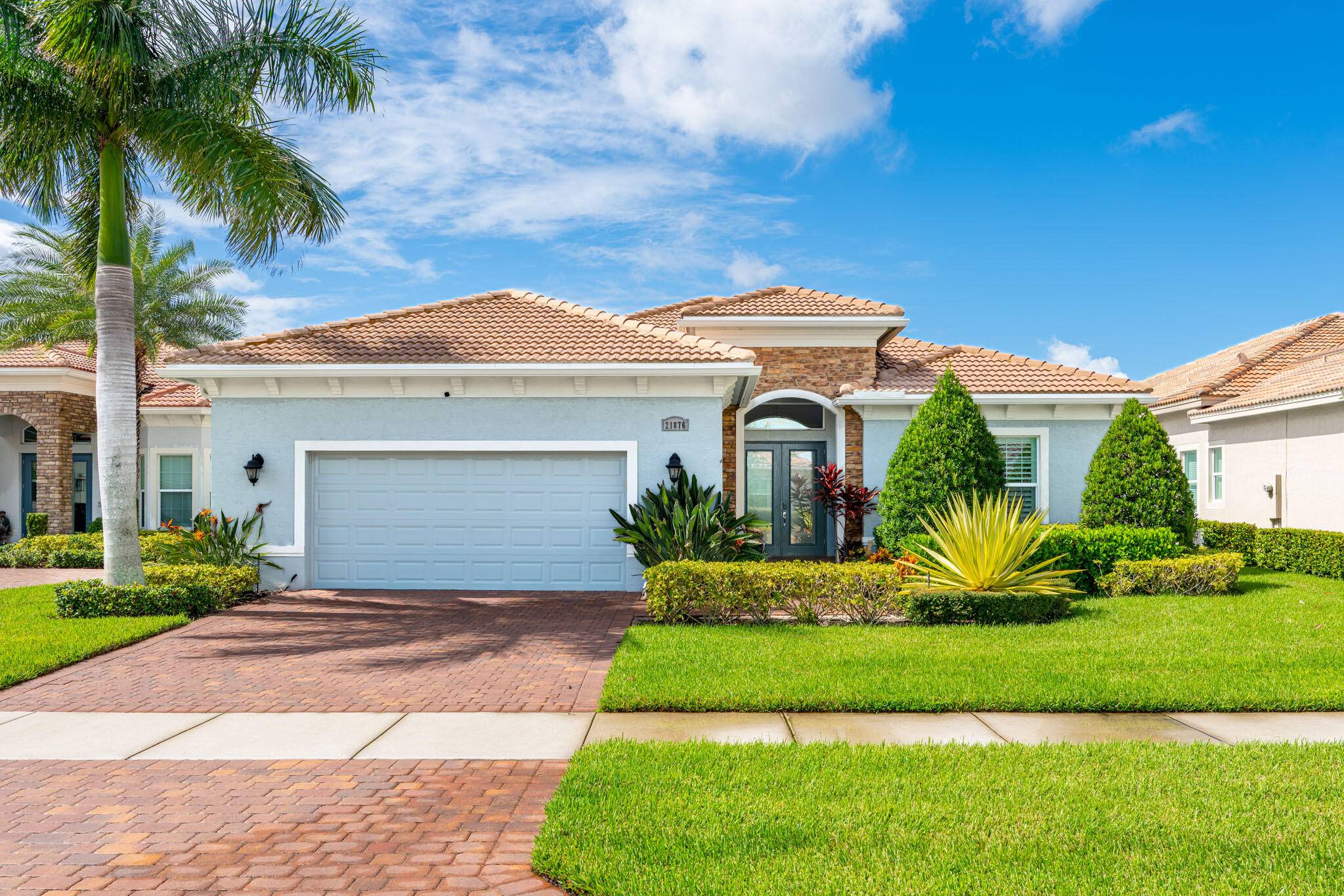 Enjoy luxury living in this beautifully upgraded 3, 000sft home, located in prestigious PGA Verano golf community.
