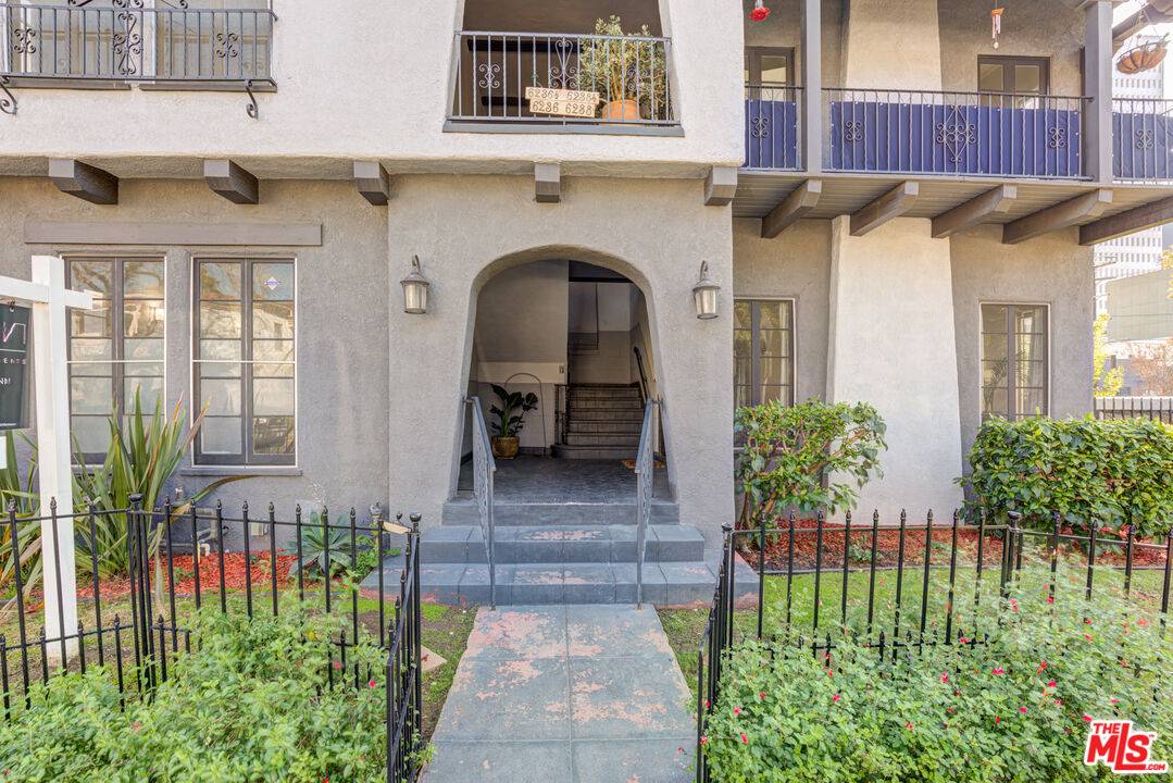 6236 Orange St 2.0 Beverly Grove LA