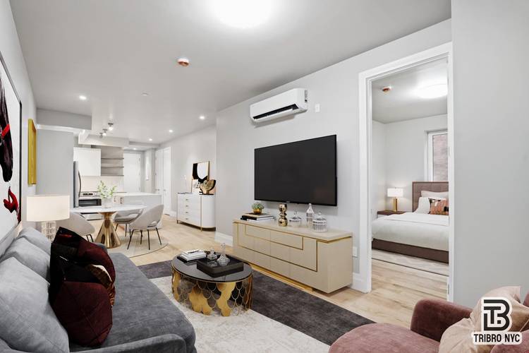 Sophisticated 2BR 2BA with In Unit Laundry in a Premier Building Welcome to a home that perfectly balances modern elegance and everyday comfort.