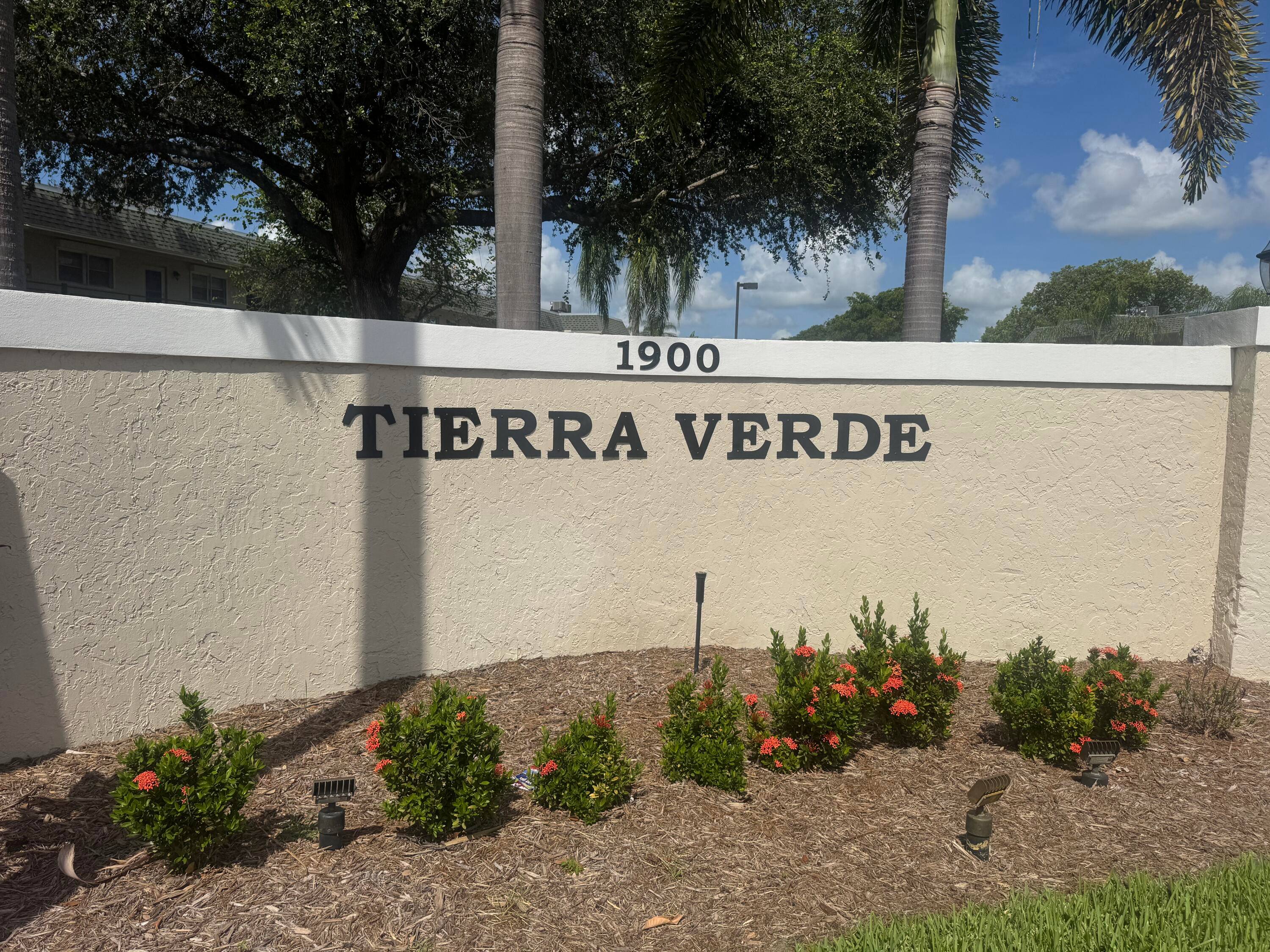 Second floor, 2 bedroom, 2 bath condo directly across from the pool in the Tierra Verde community.