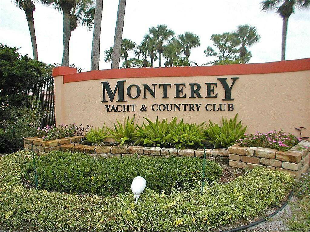 2 bedroom 1 bath 1st floor unit that overlooks the amenities and the golf course.