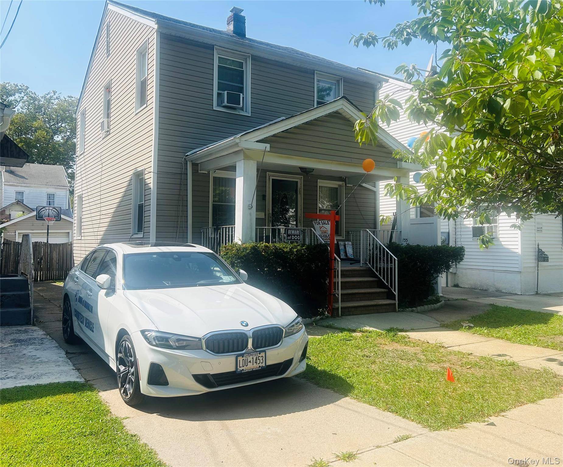 1 Family home in Fully detached with private driveway, 1 car garage.