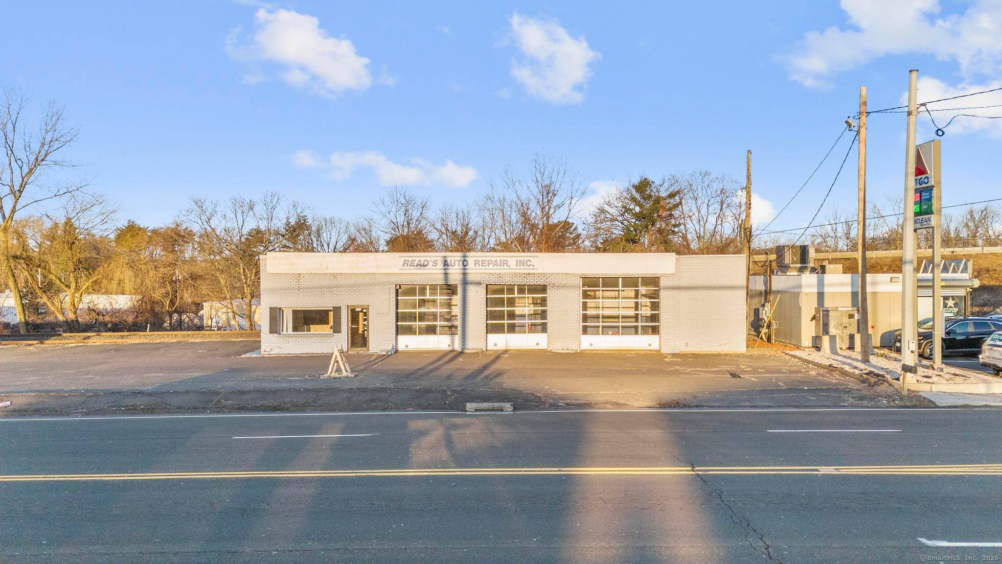 Located at 995 North Colony Road in Wallingford, Connecticut, this property comprises a single story commercial building constructed in 1945.