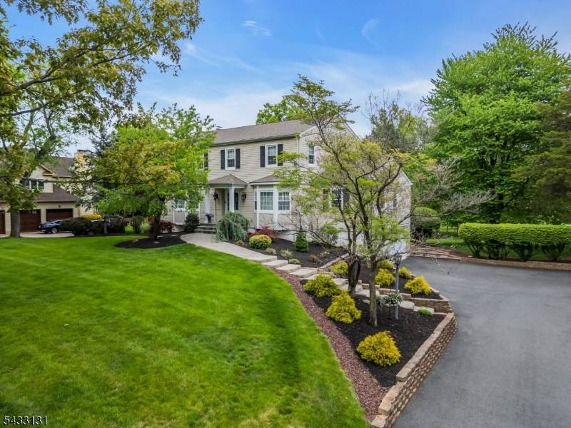 Beautifully maintained 5 bedroom home in one of Bridgewater ?