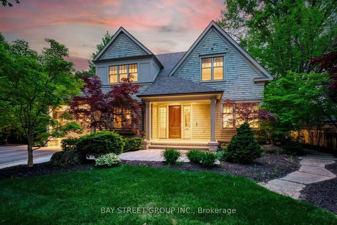 Situated on a quiet cul de sac in Morrison, this Gren Weis designed, Hallmark built Detached residence offers 5, 687sqft 3745 1942sf bsmt of luxury across three spacious levels, including ...