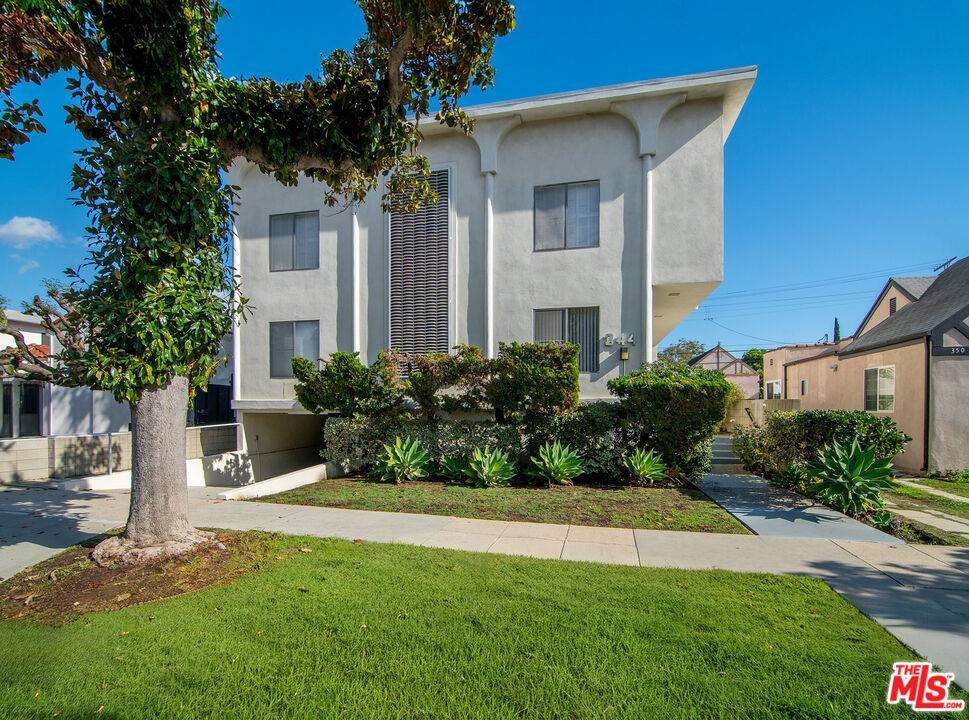 344  S Doheny Dr 10BR Beverly Grove La