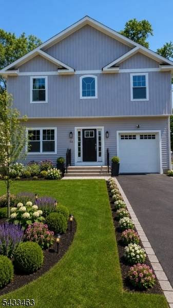 2026 New Construction. Colonial style home with 9' ceilings throughout.