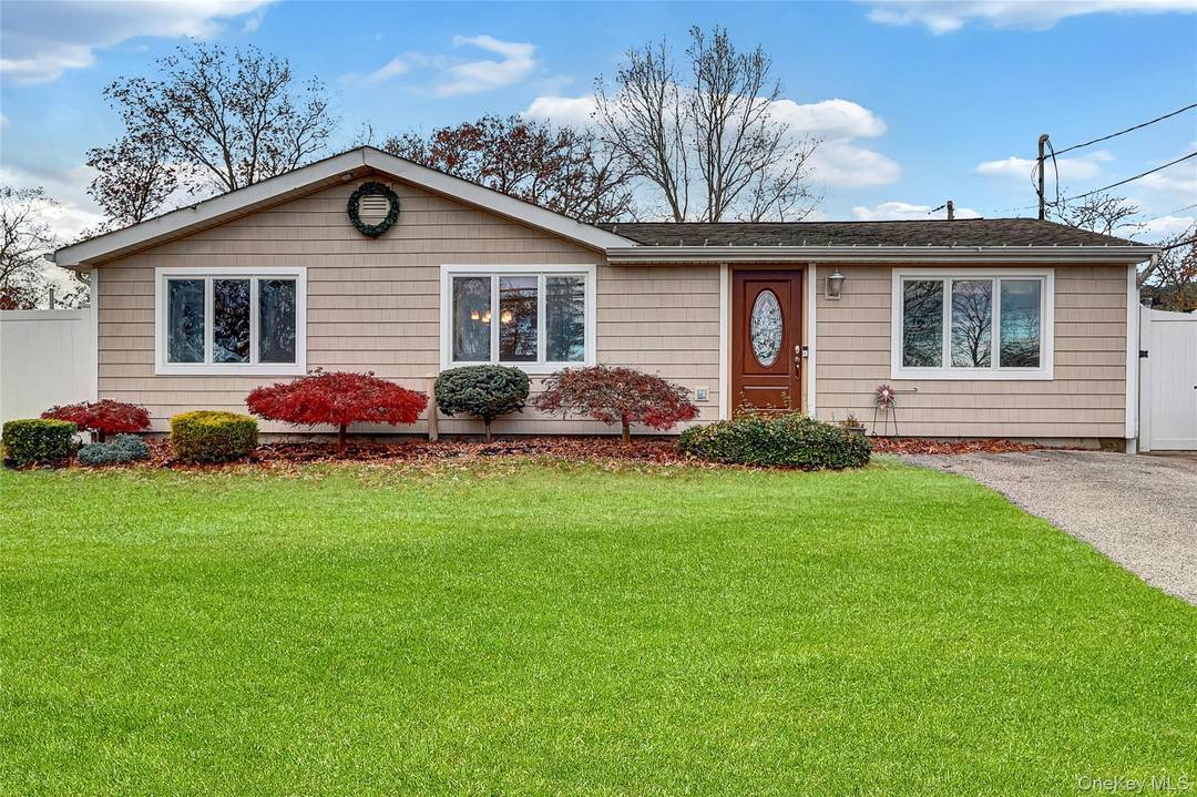This charming ranch style home offers 3 spacious bedrooms and a large updated kitchen that serves as the heart of the home perfect for everyday living and entertaining.