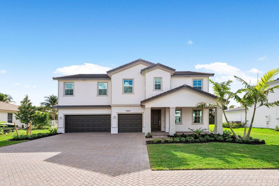 Brand New Luxury Estate Home in Boynton Waters.