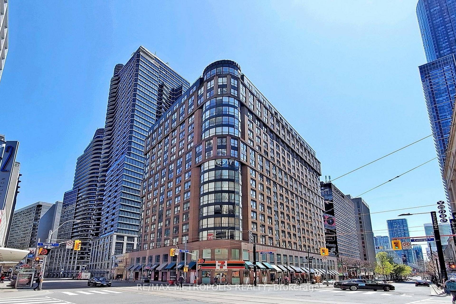 Beautiful 2 1 Bedroom Suite Available For Rent At The Ellington.