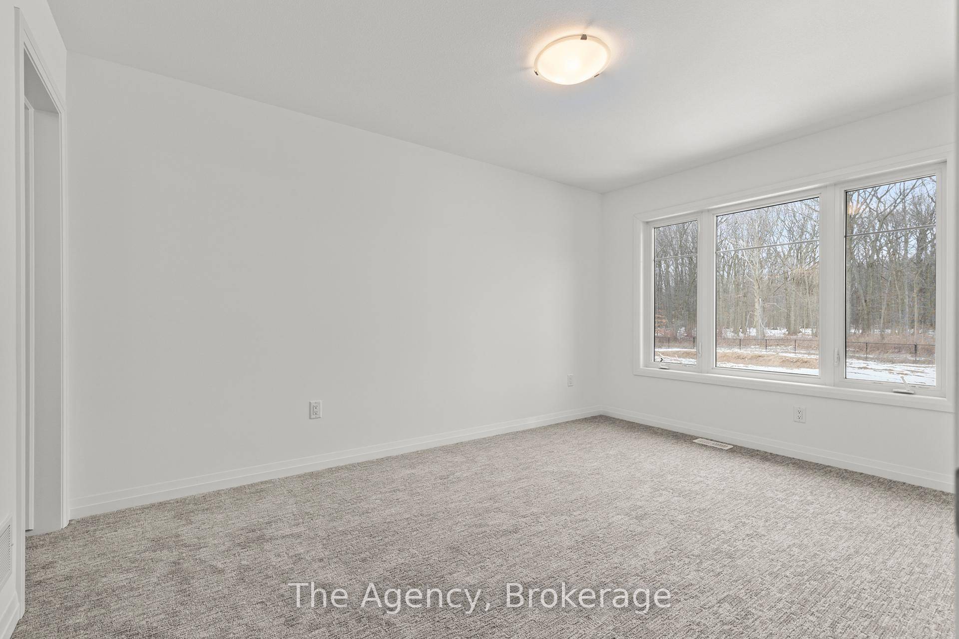 Price Drop ! Looking for a perfect blend of privacy, nature, and convenience ?