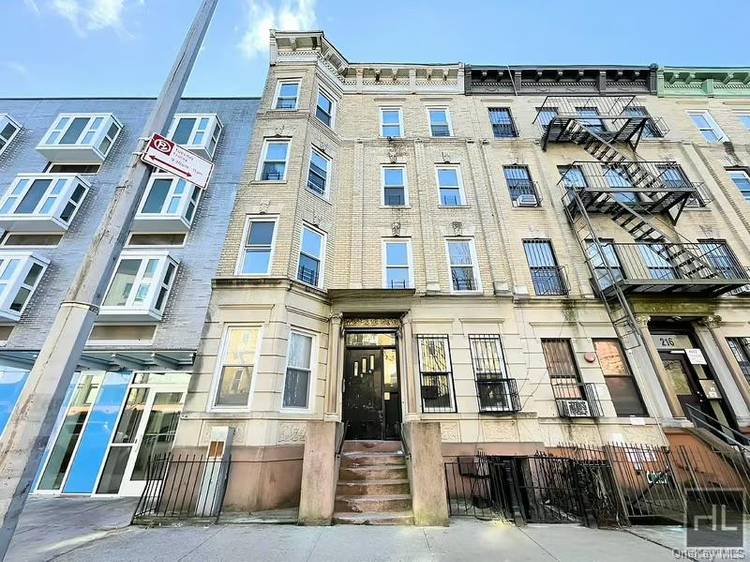 WELCOME TO 218 HULL STREET IN THE BEDFORD STUYVESANT LOCATION OF BROOKLYN.