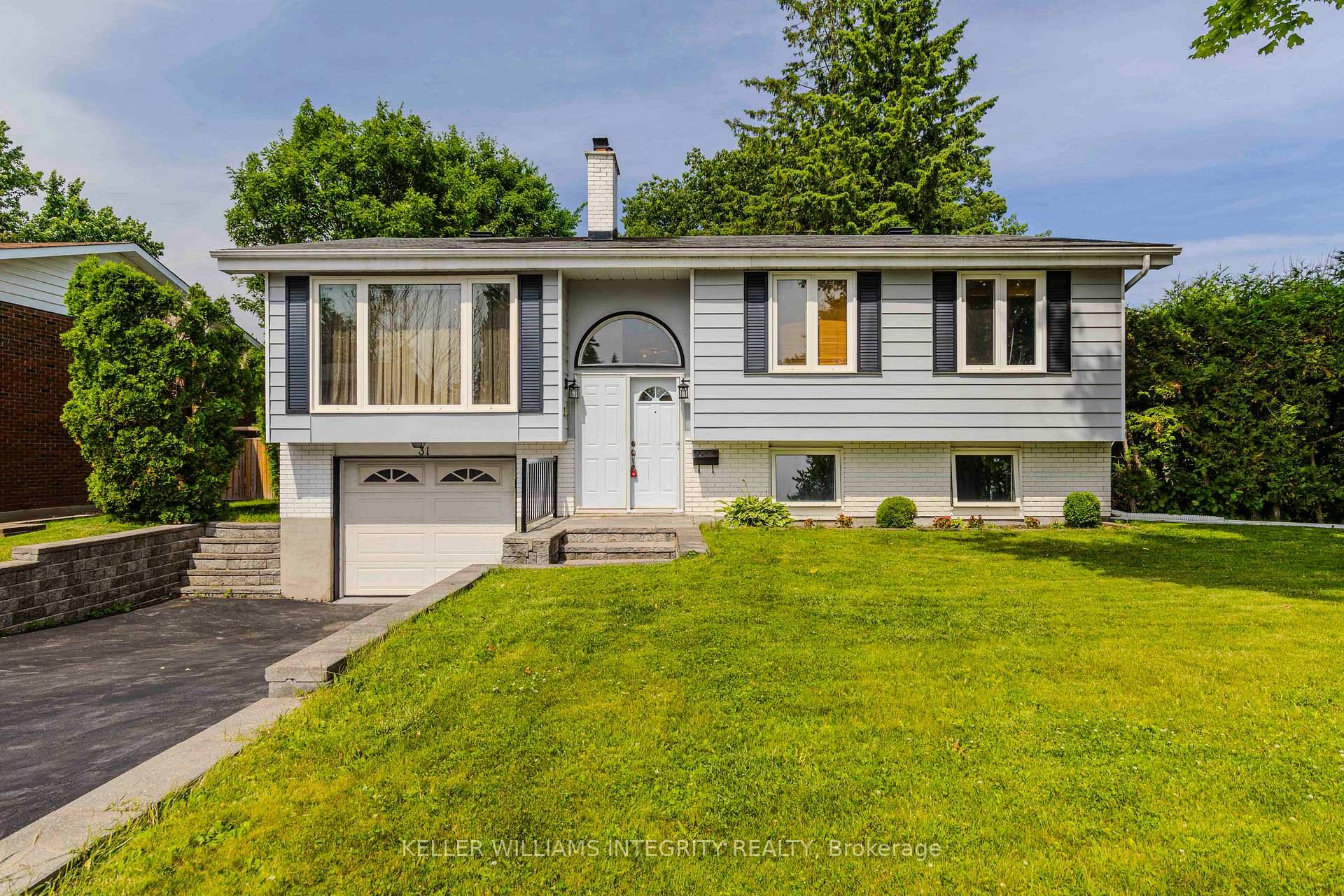 Welcome to your next home, a beautifully maintained high ranch Minto Saguenay model nestled in the highly desirable neighbourhood of Briargreen !