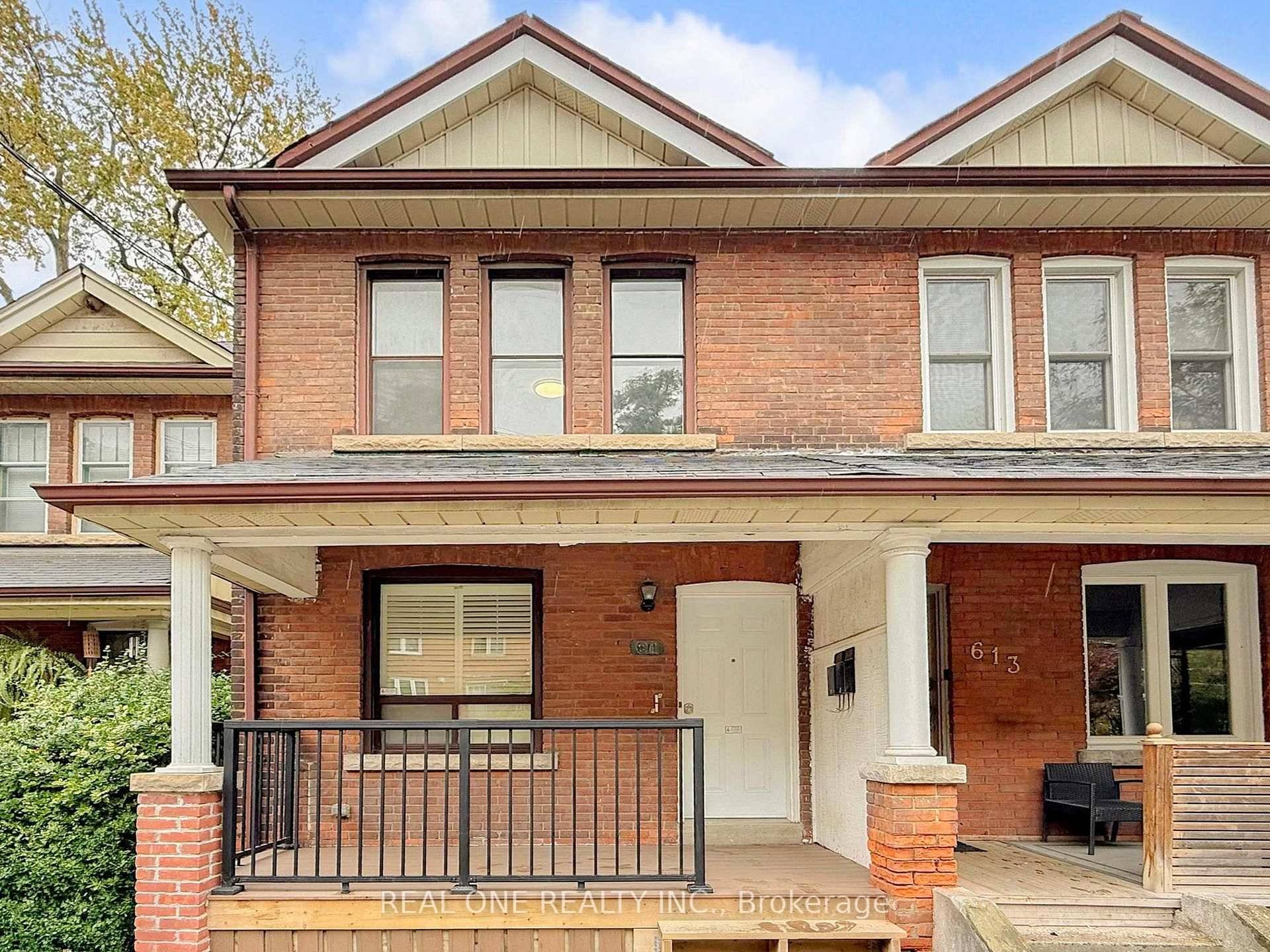 Nestled steps away from the historic Casa Loma and in Upper Annex's Tarragon Village, conveniently close to George Brown College, Bright amp ; Charming with Two self contained units One ...