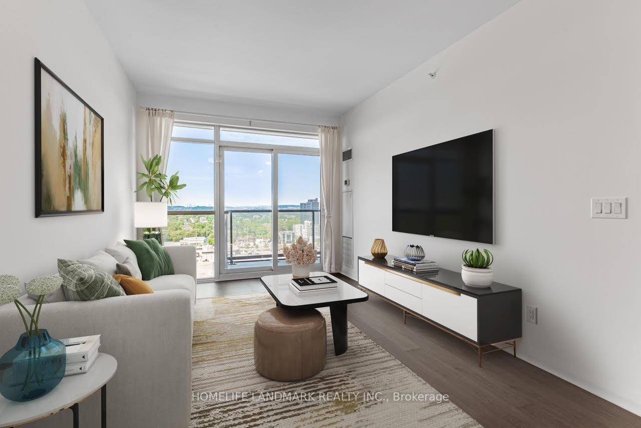 Beautiful 1 bedroom den condo At Sky City Condo in the heart of Richmond Hill, 9ft ceilings, sun filled west exposure, Large den can easily turn into 2nd bedroom.