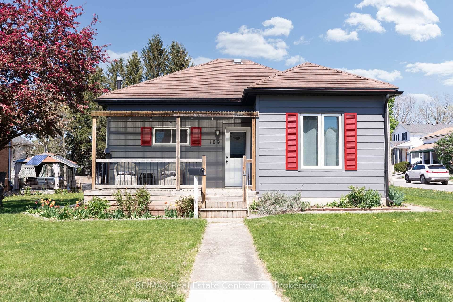 Attention first time home buyers, investors or down sizers !