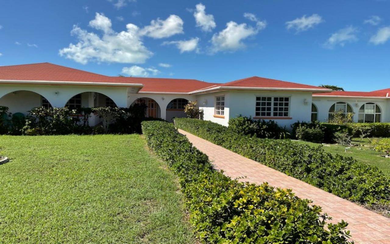 GRAYS ISLAND HOME ESTATE Single Family Home Long-Island-Bahamas