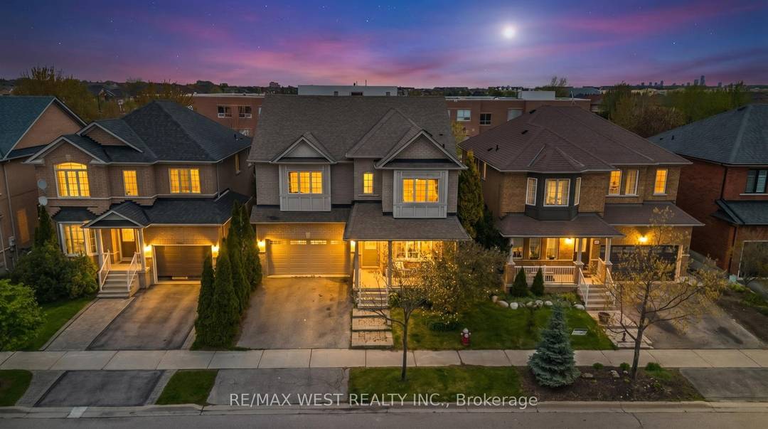 Welcome to this stunning fully renovated 4 bedroom, 4 bathroom detached home in the highly sought after Churchill Meadows community.