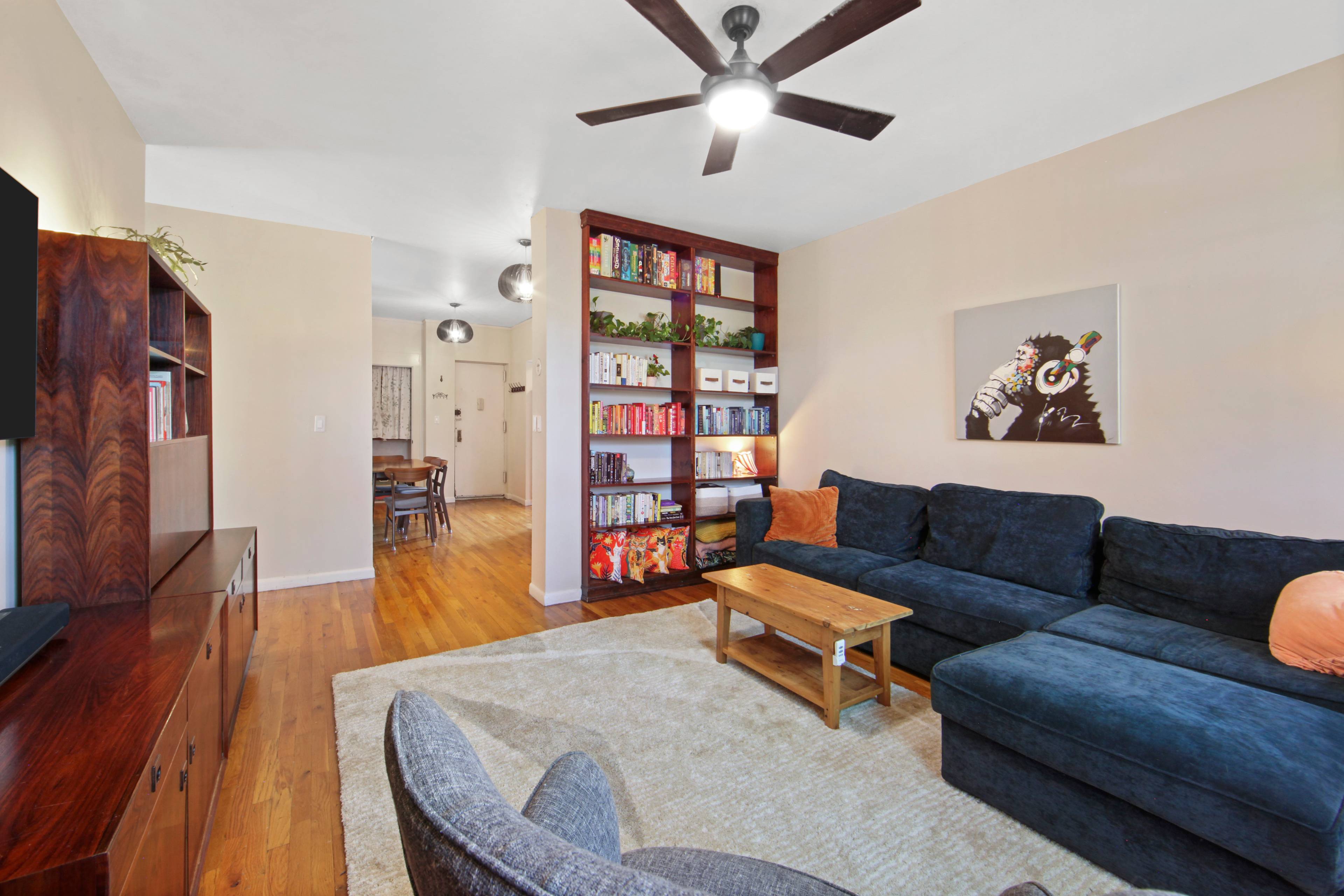 How about a REAL 3 bedroom, 2 bath apartment in a great location for under 1M in Brooklyn ?