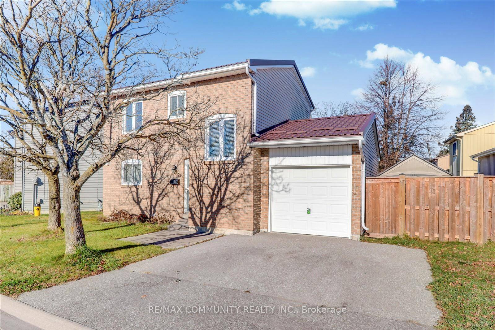 DON'T MISS THIS GREAT OPPORTUNITY AND EXCELLENT LOCATION !