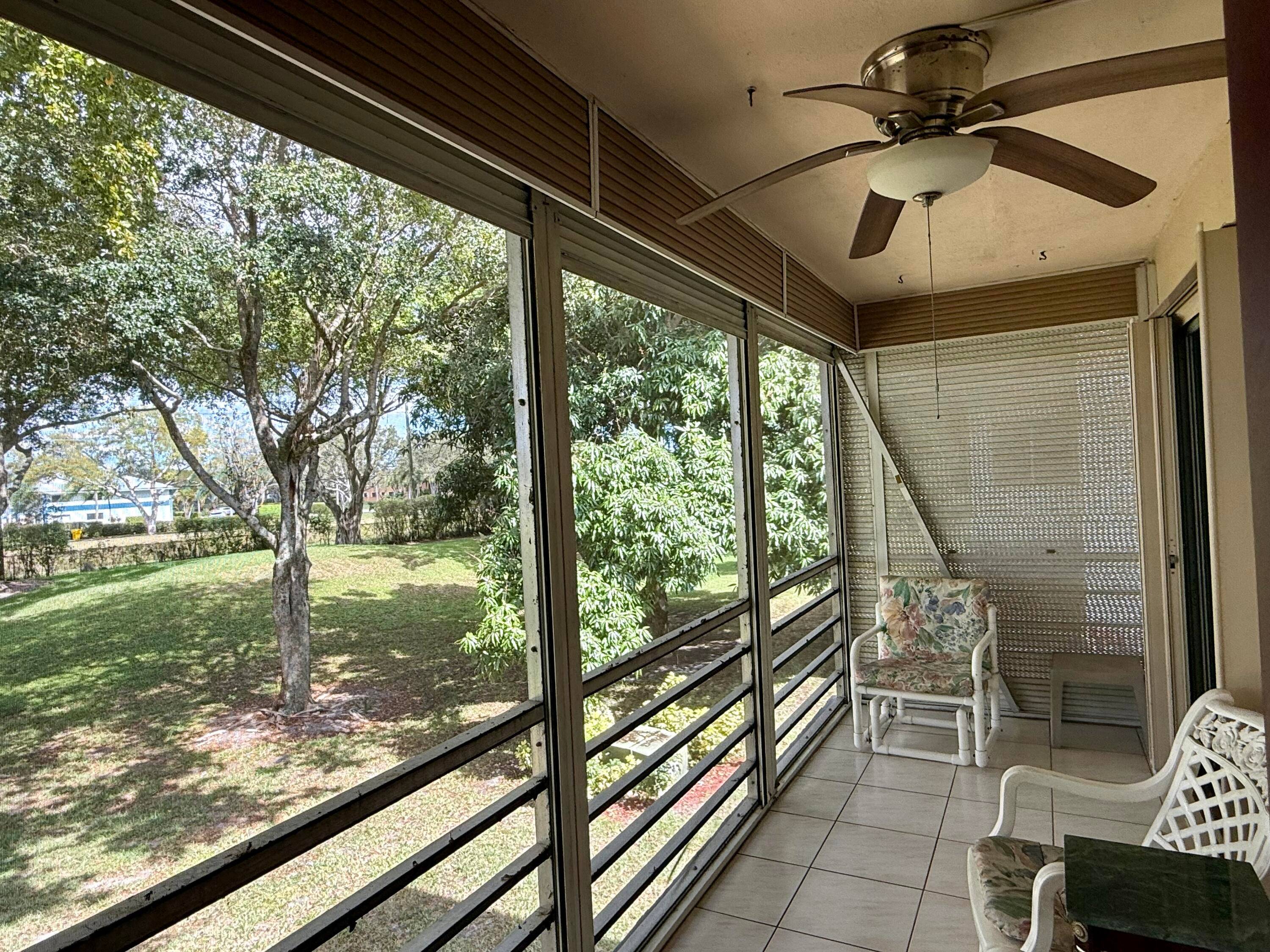 Experience Florida living at its finest in this beautifully maintained 2 bedroom condo in popular Kings Point !