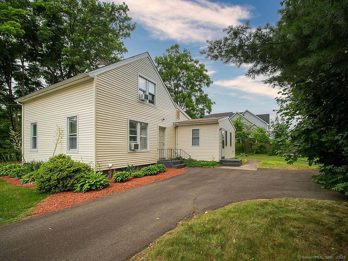 Situated in a desirable and ultra convenient Woodbridge location, this immaculate two family home offers an exceptional opportunity for both owner occupants and savvy investors.