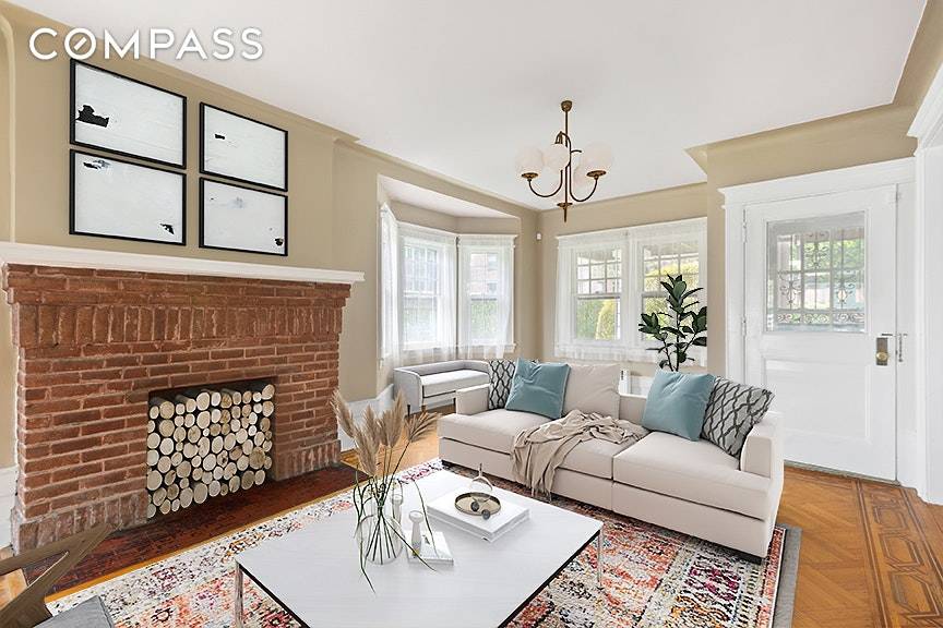 The Most Amazing Wraparound Property With Endless Possibilities !