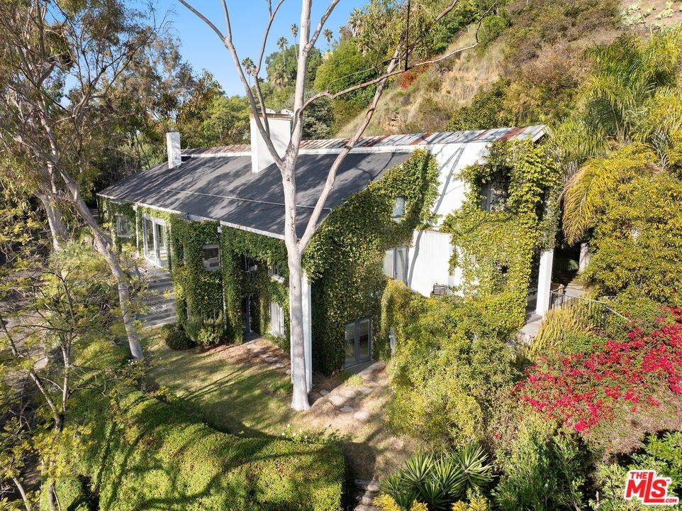 10549   Rocca Pl 6BR Bel Air La