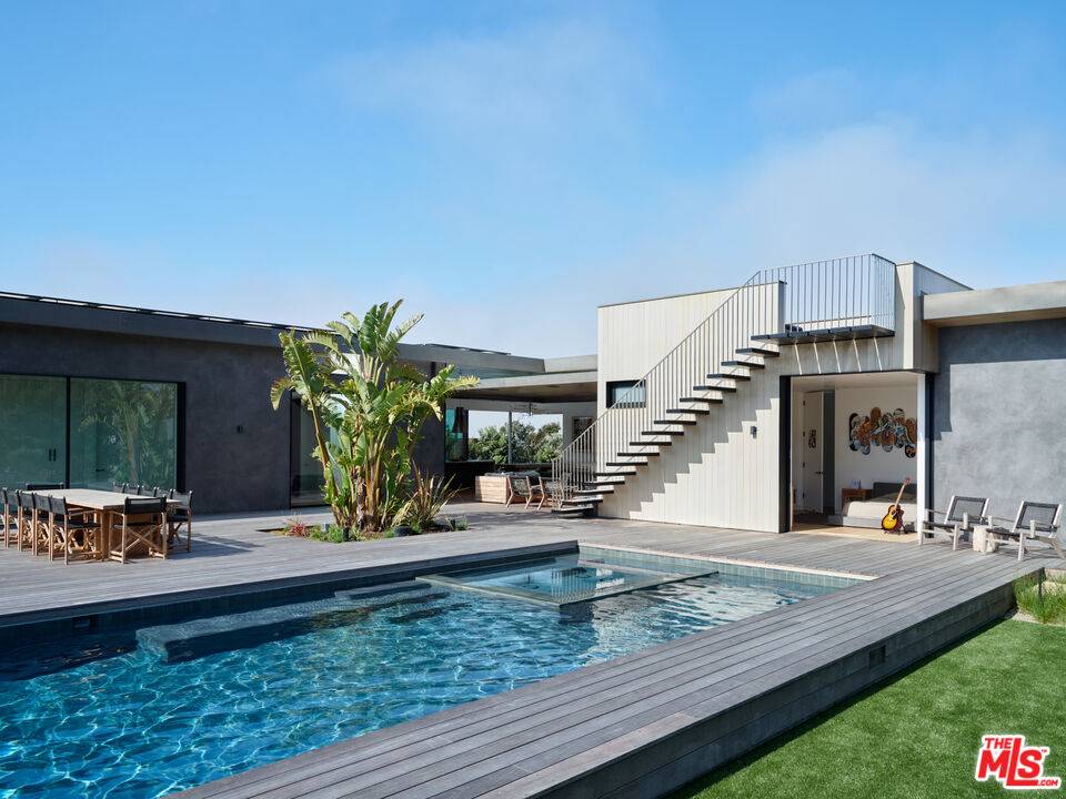6755   Dume Dr 7BR Malibu La