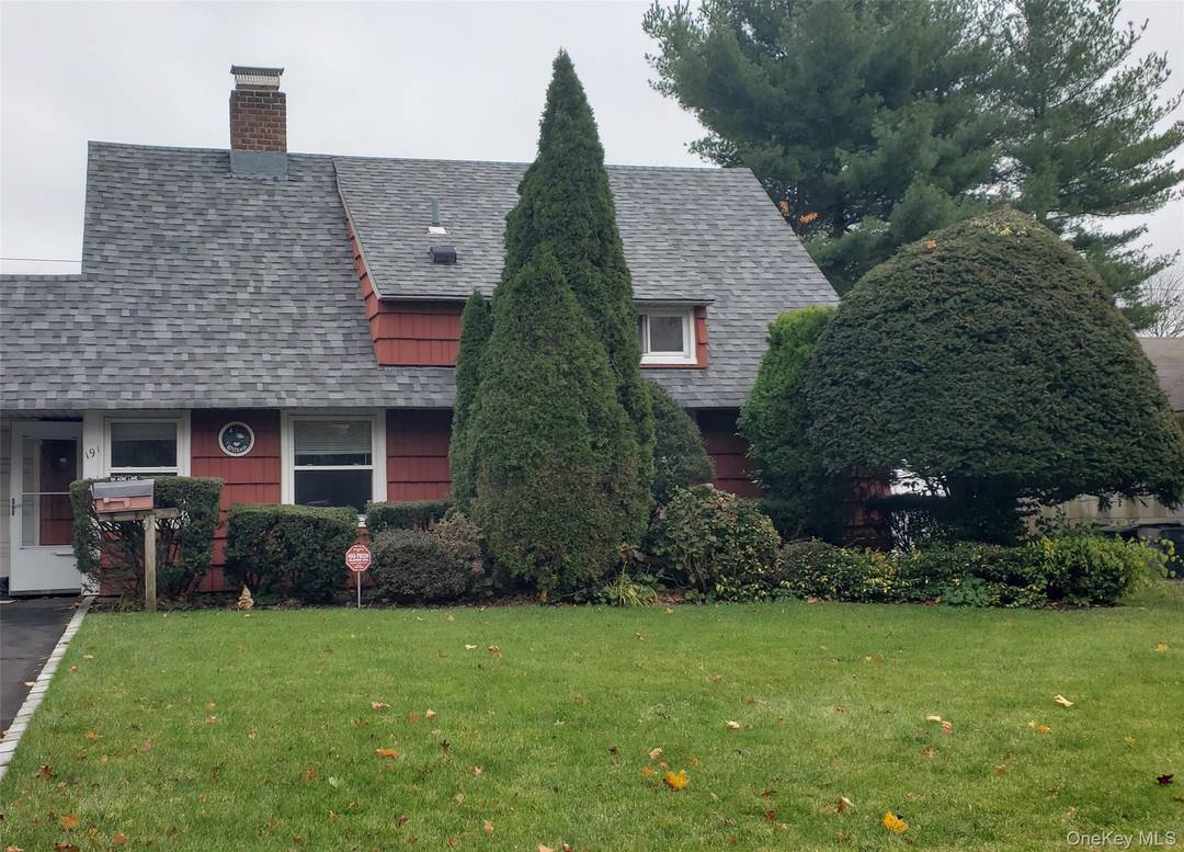 Newly painted, well maintained whole house rental.