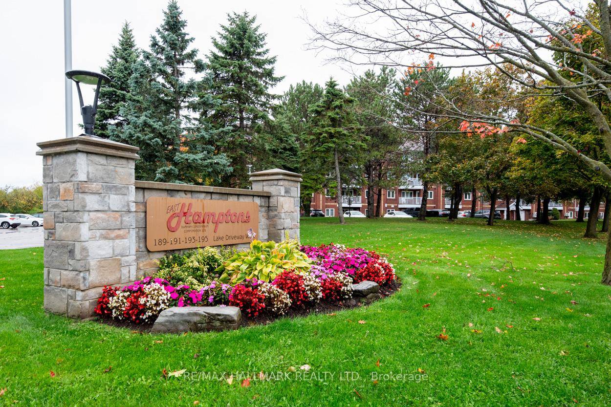 Talk about value ! This large, 1 bedroom condo has everything you need updated kitchen, a proper dining room, comfortable living room, spacious balcony and a primary bedroom featuring a ...