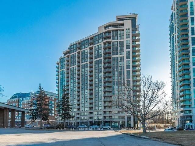 Beautiful, well maintained 2 bedroom, lower penthouse, corner unit with an unbeatable view.