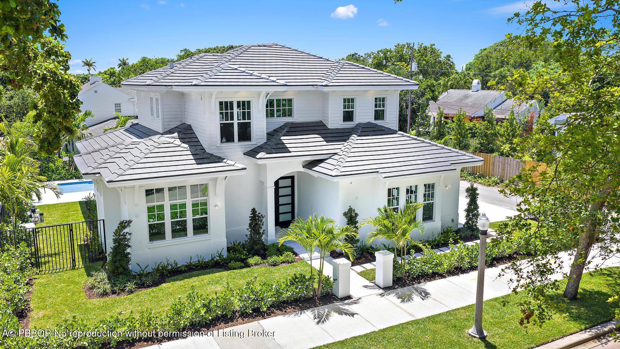 295 Austin Lane, West Palm Beach, FL 33401