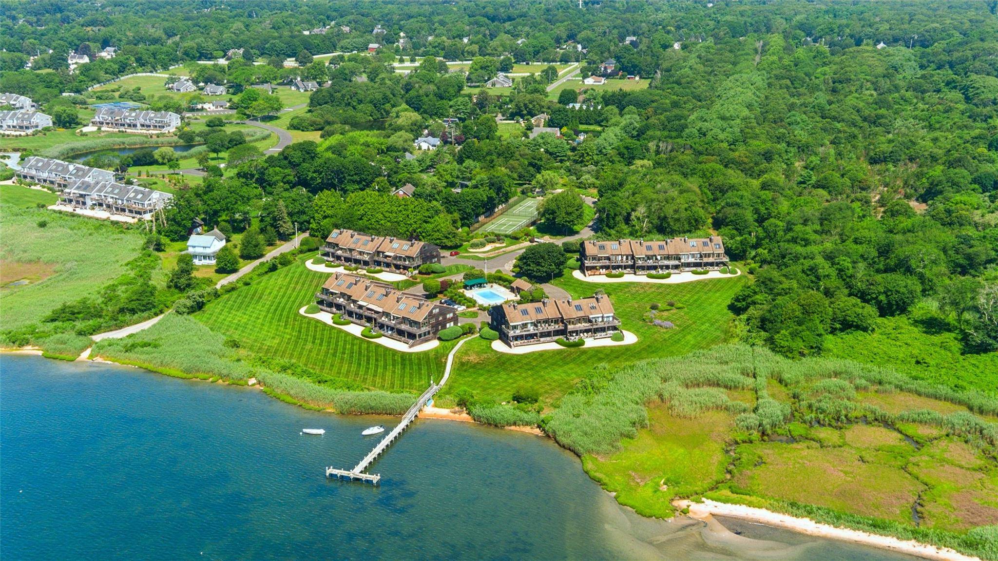 Four Seasons Waterfront Living with Style amp ; Space Welcome to Villas on the Bay where every day begins with a view.