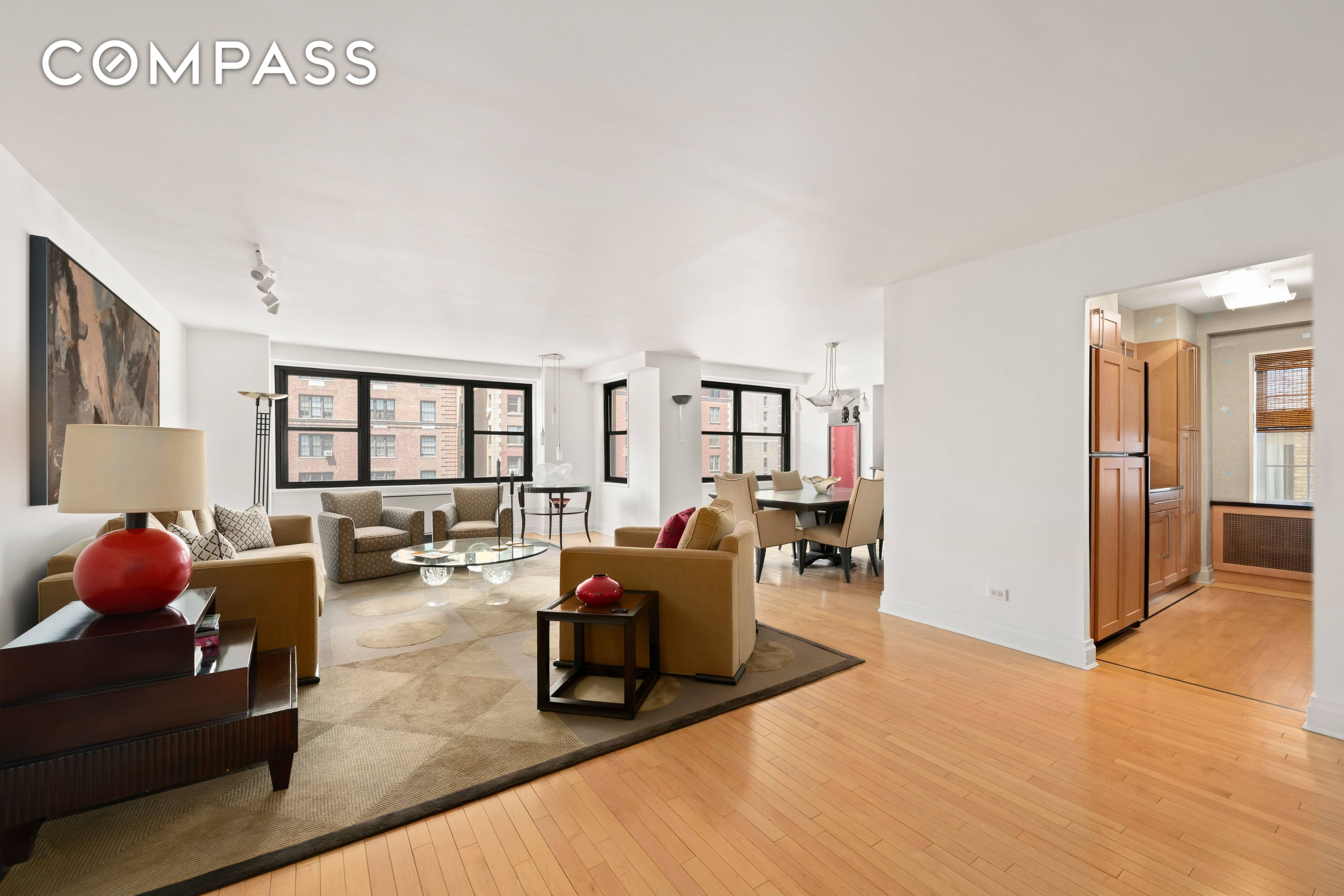 Co op Large sun filled corner unit Washer dryer allowed with board approval 24 hour doorman and resident manager Enjoy elegant Upper East Side living in this coveted A line ...